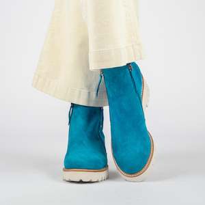 Plaza Turquoise Suede