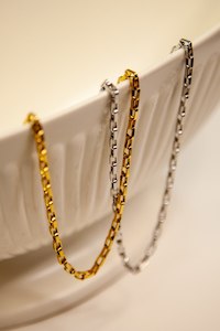 Staple Chain