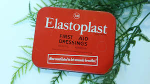 Wendys Antiquities Treasures: Vintage Elastoplast First Aid Dressings Tin