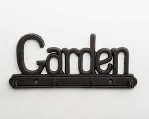 Decor: Cast iron Garden key hanger