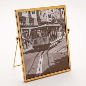 Picture frame gold 17.5 x 23cm