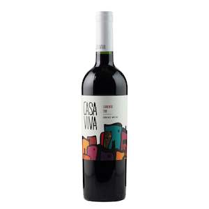 Wine and spirit merchandising: Casa Viva Carmenere Valle Central 2022