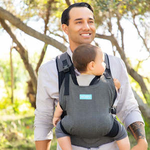 Baby wear: Moby Cloud Ultra Light Hybrid Baby Carrier