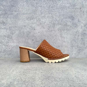 Footwear: KW Rocco Heel