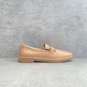 Footwear: A&E Luis CM - ONLINE ONLY, Size 42