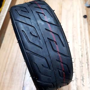 spare parts: Tyre 10x2.7-6.5 Tubeless