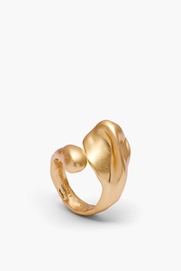 Womenswear: Ingrid Ring