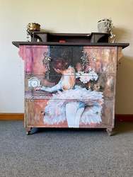 Homewares: Ballet Dresser