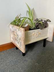 Homewares: Small Plant Stand