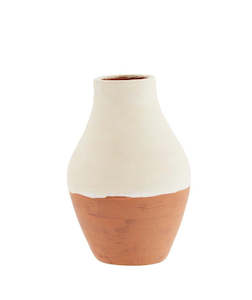 Sales agent for manufacturer: Terracotta vase, Ecru/natural