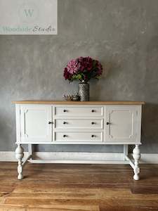 Paint: Oak Sideboard