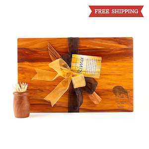 Wood: The Great NZ Cheese Board 280x180 and Knife Set - Engraved Icon