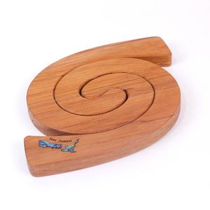 Wood: 2 in 1 Spiral Table Mat with Paua NZ Map