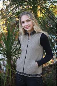 Clothing: Lothlorian Motif Zip Vest with Pockets