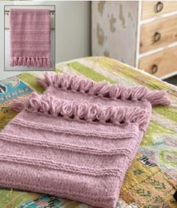 FREE PATTERN: Cozee Throw