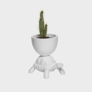 Qeeboo Turtle Carry XS Planter