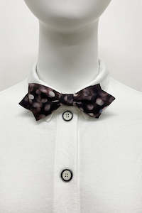 WORLD Diamond Point Bow Tie - Glare Print Silk