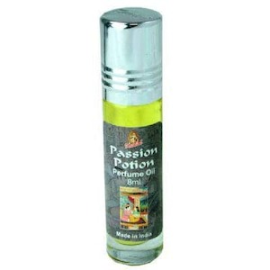 Kamini Perfume Oil 8ml Roll-On Bottle, Passion Potion