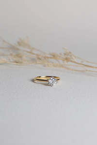 Signature Solitaire 1.00ct Diamond Ring