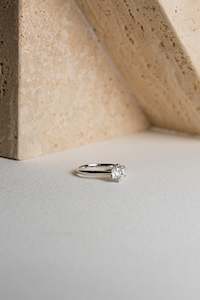 Signature Solitaire 1.00ct Diamond Ring