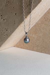 Gloria Pearl Pendant