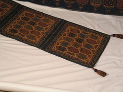 Table Runner