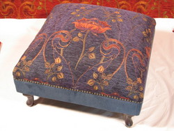 PARIS F7 Footstool