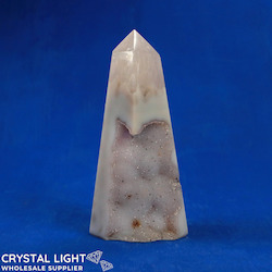 China, glassware and earthenware wholesaling: Agate Druse Obelisk