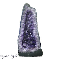 China, glassware and earthenware wholesaling: Amethyst Geode