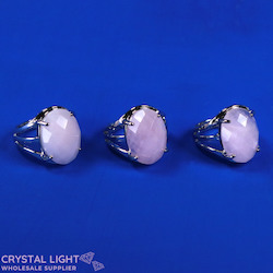 China, glassware and earthenware wholesaling: Rose Quartz Oval Faceted Ring