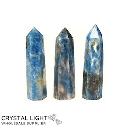 China, glassware and earthenware wholesaling: Blue Kyanite Point