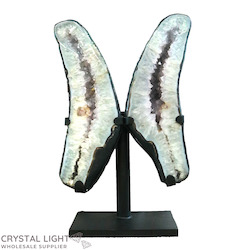 China, glassware and earthenware wholesaling: Amethyst Wings on Stand