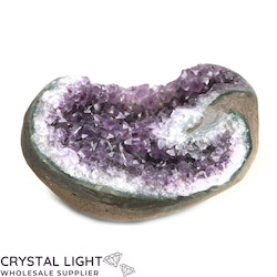 China, glassware and earthenware wholesaling: Amethyst Druse Piece