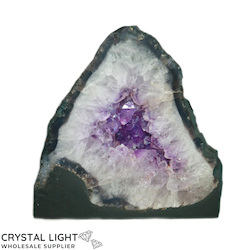 China, glassware and earthenware wholesaling: Amethyst Cave