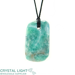 China, glassware and earthenware wholesaling: Larimar Necklace