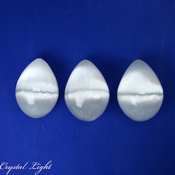 China, glassware and earthenware wholesaling: Selenite Egg