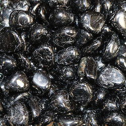 China, glassware and earthenware wholesaling: Black Tourmaline A-Grade Tumble