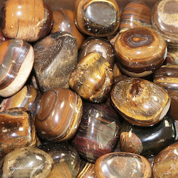 China, glassware and earthenware wholesaling: Banded Tiger Jasper Tumble