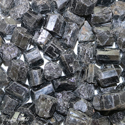 China, glassware and earthenware wholesaling: Black Tourmaline Rough 100g