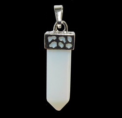 China, glassware and earthenware wholesaling: Opalite Short Pendant