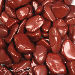 China, glassware and earthenware wholesaling: Red Jasper Tumble 20-30mm