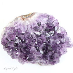 China, glassware and earthenware wholesaling: Amethyst Druse