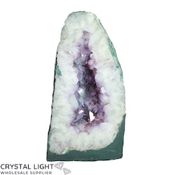 China, glassware and earthenware wholesaling: Amethyst Cave