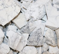 China, glassware and earthenware wholesaling: Howlite Rough Off cuts /2kg