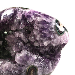 China, glassware and earthenware wholesaling: Amethyst Druse