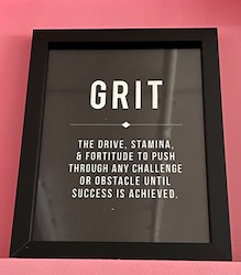 SM - GRIT...