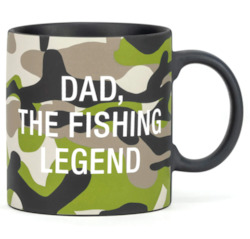 S - LARGE MUG - DAD THE FISHING LEGEND - 122501**