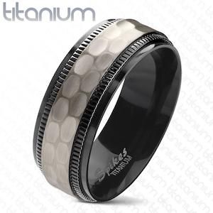 HAMMERED 8MM MEN'S TITANIUM RING