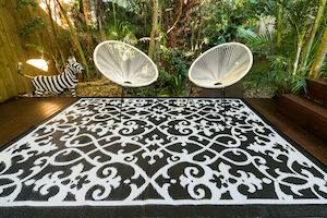 Modern: Outdoor Rug - Gatsby Black And White