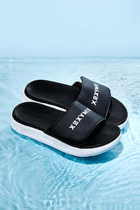 X-Ready Form Slide_Half Black